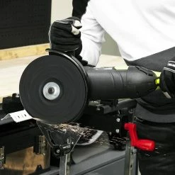 Coupon 🛒 Meuleuse d'angle 2350W - 230mm - Démarrage progressif - Poignée arrière rotative - Constructor 👍 -Pas Cher Facom Magasin 5411074182649 5