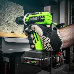 Best reviews of ⭐ Perceuse visseuse 20V lithium - Vitesse variable - Mandrin auto serrant 10mm - Constructor 🎁 -Pas Cher Facom Magasin 5411074215415 4