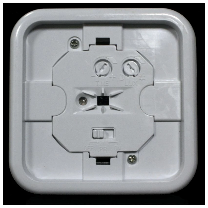 Hot Sale 🤩 BeMatik Mur détecteur de mouvement à infrarouge et la lumière ambiante 80x80mm 😀 4 Hot Sale 🤩 BeMatik Mur détecteur de mouvement à infrarouge et la lumière ambiante 80x80mm 😀 – Image 4